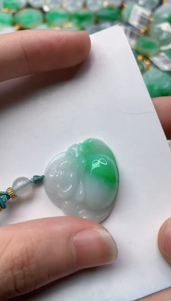 【闪购商品】翡翠颈饰未镶嵌31.........