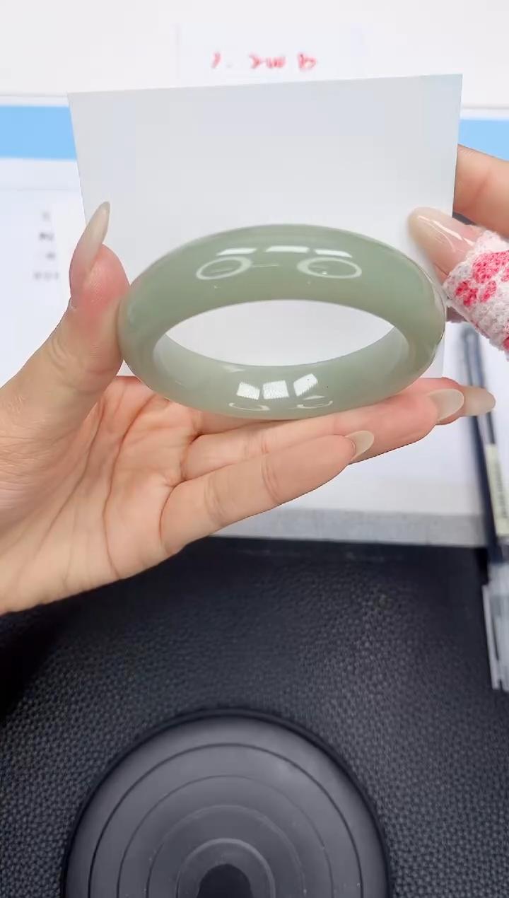 石英质玉手镯未镶嵌93-53.8