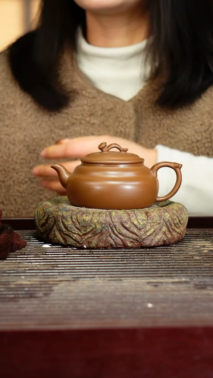 宜兴原矿紫砂壶茶壶宜兴原矿紫砂壶茶壶170C