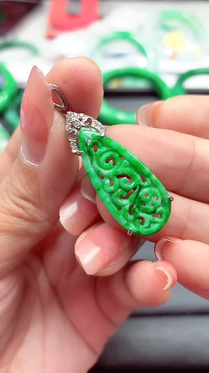 【闪购商品】翡翠颈饰银S925镶嵌颈饰