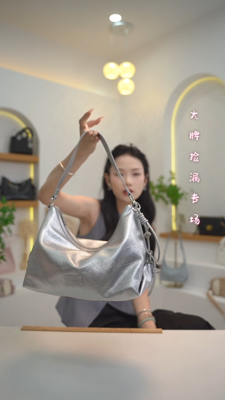 绵羊皮（革）8.9单肩斜挎包包