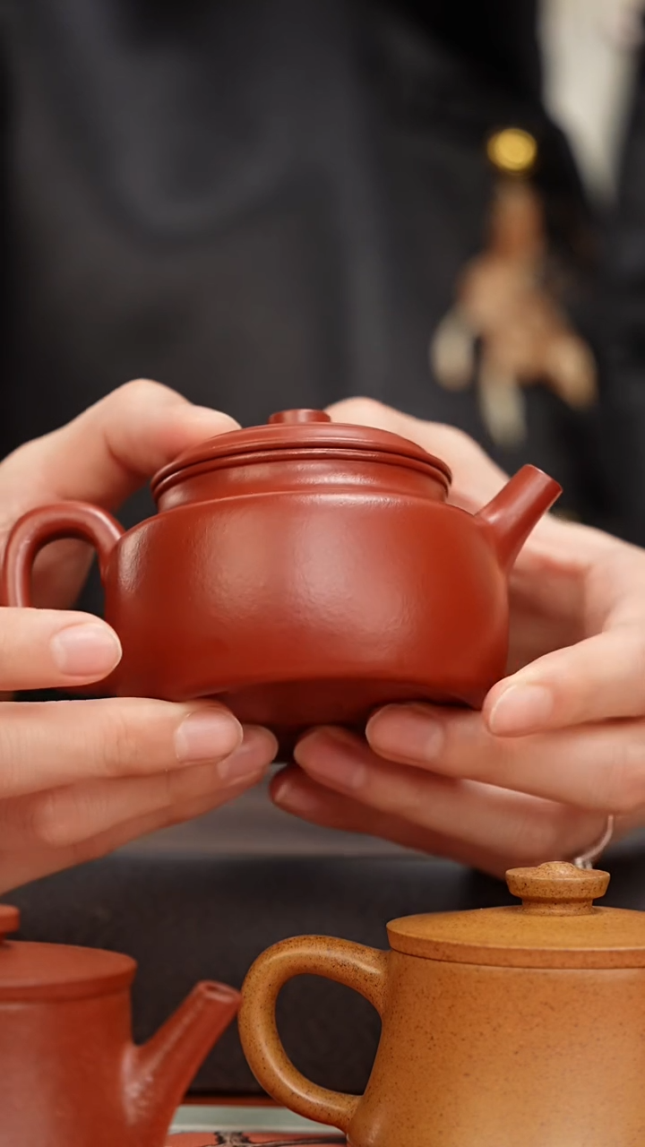 【闪购商品】紫砂茶壶朱泥光素德钟140cc
