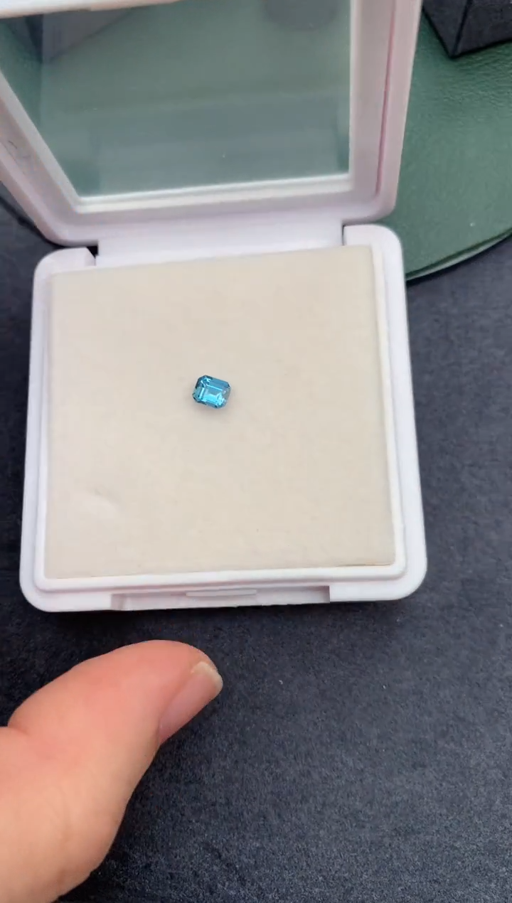 海蓝宝石裸石42分海蓝宝 DE