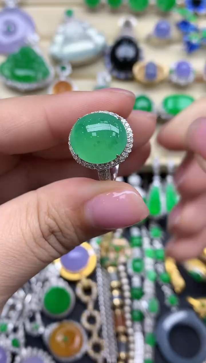 【闪购商品】翡翠戒指18K金镶嵌679-中国好珍宝