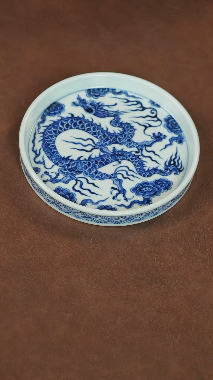 【闪购商品】元青花铠甲龙纹壶承