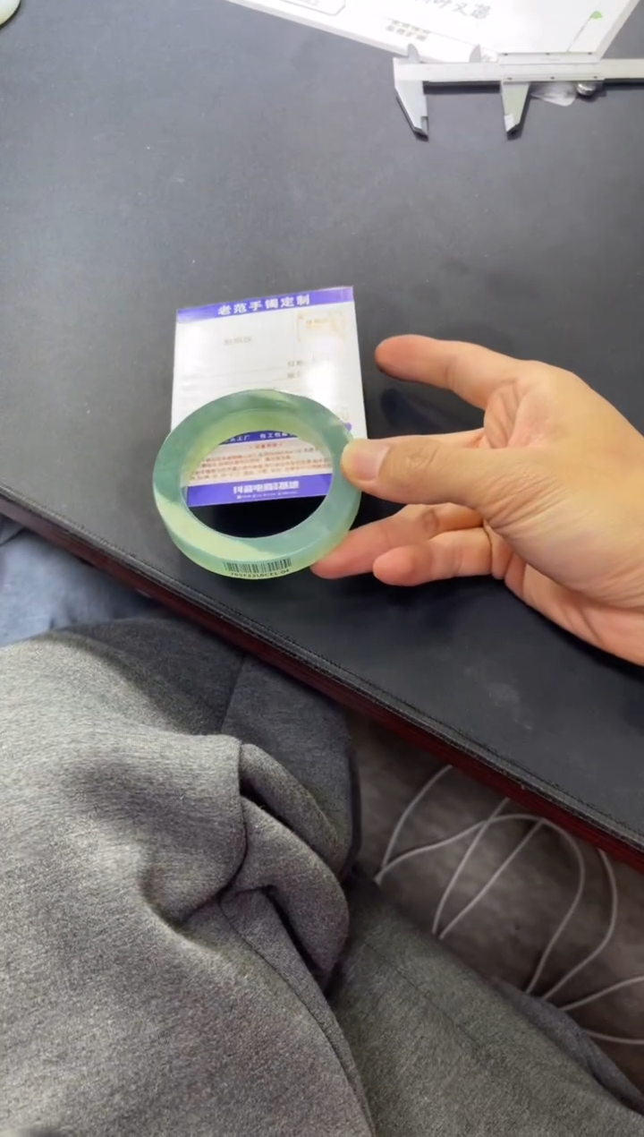 【闪购商品】定制翡翠手镯未镶嵌手镯