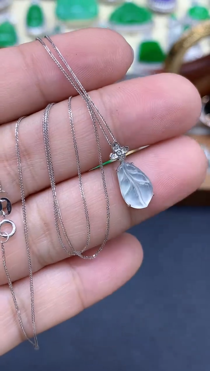 颈饰18K金镶嵌翡翠388-中国好珍宝