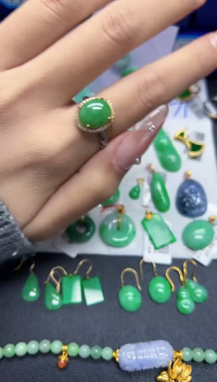 【闪购商品】翡翠戒指未镶嵌Y缅料A货/多样性发货/一件