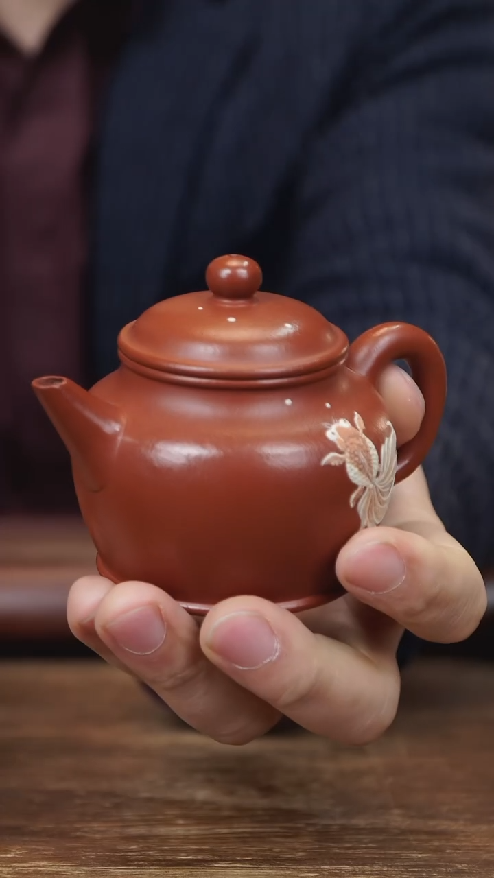 【闪购商品】紫砂茶壶140ml 全手泥绘剑流 朱泥