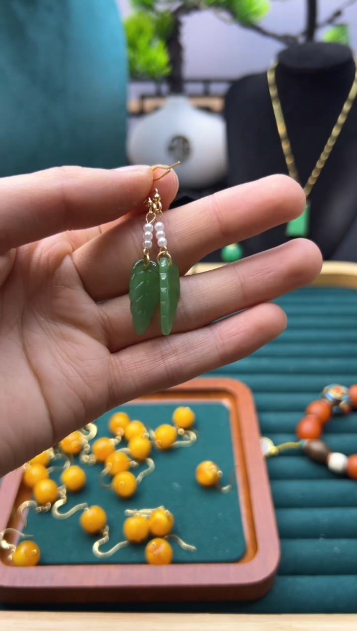 【闪购商品】和田玉耳饰14K金镶嵌E269