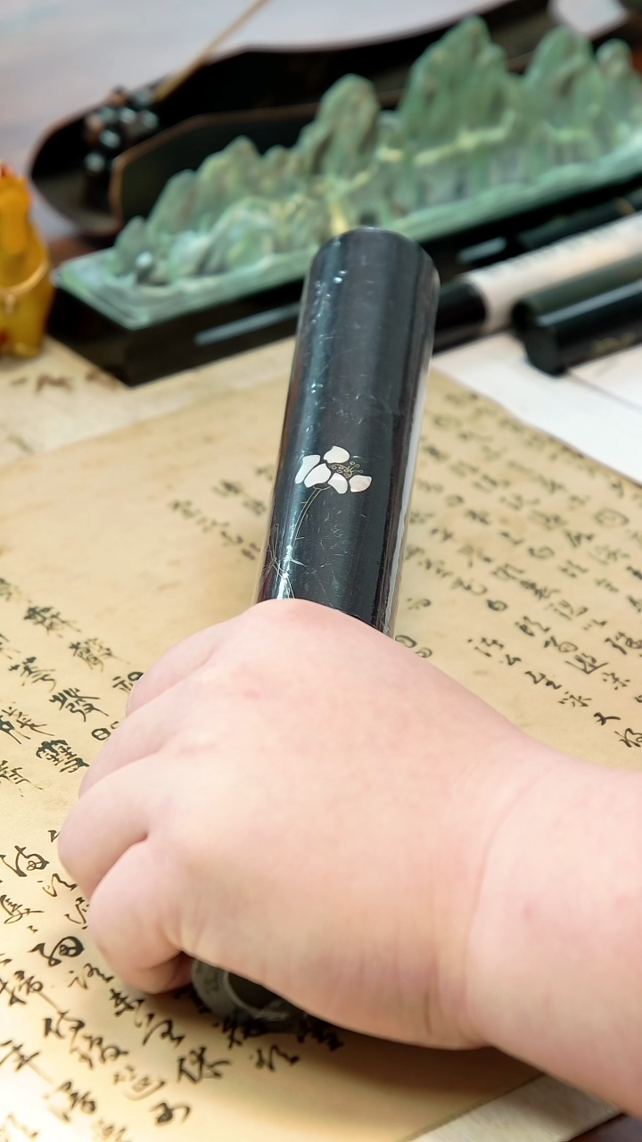 精油2025开播紫光檀40克 炸!!!