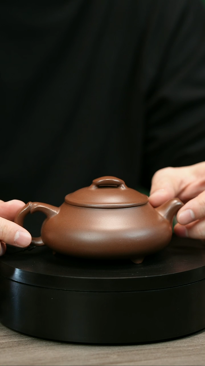 茶壶紫砂天*人H2105赵信军光素扁韵上新桥