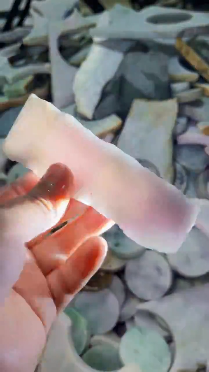 【闪购商品】翡翠挂件未镶嵌A货康壹095