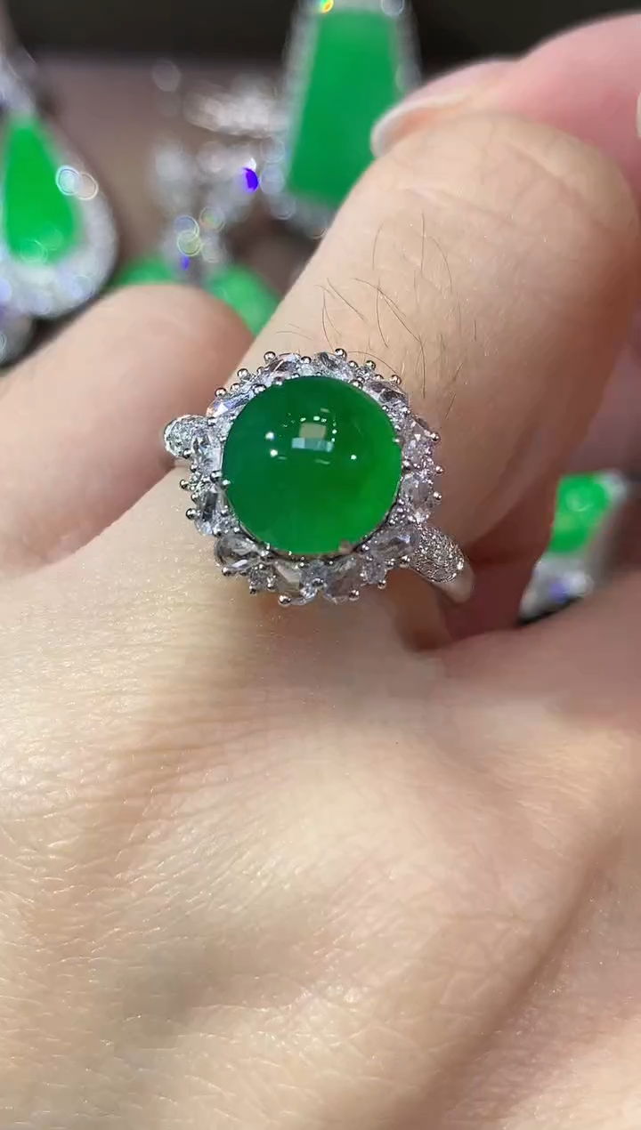 18K金镶嵌戒指翡翠D14