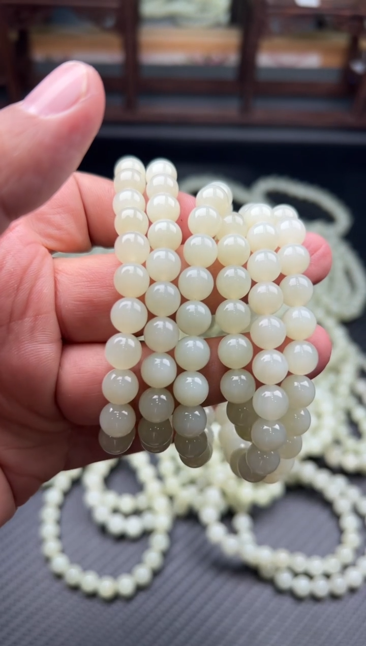 未镶嵌手串和田玉且末微色差迪克兰二细卡8多样性发货拍一发一m
