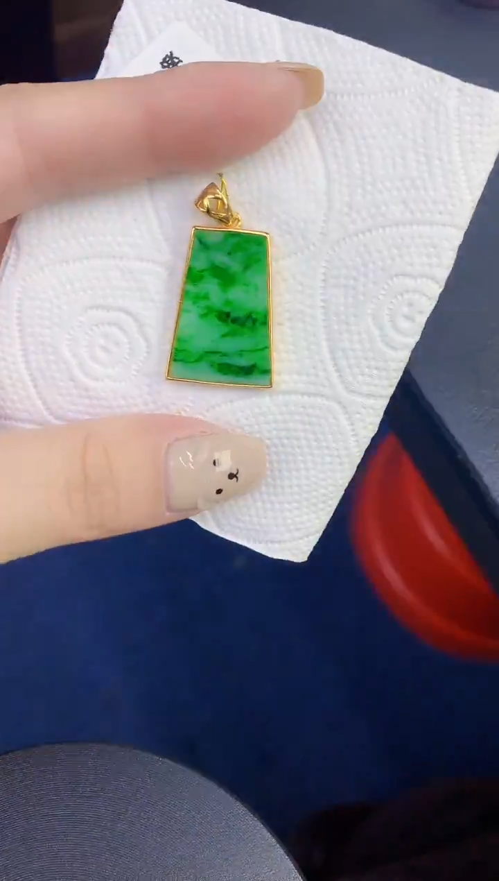 颈饰未镶嵌翡翠缅甸天然翡翠A货