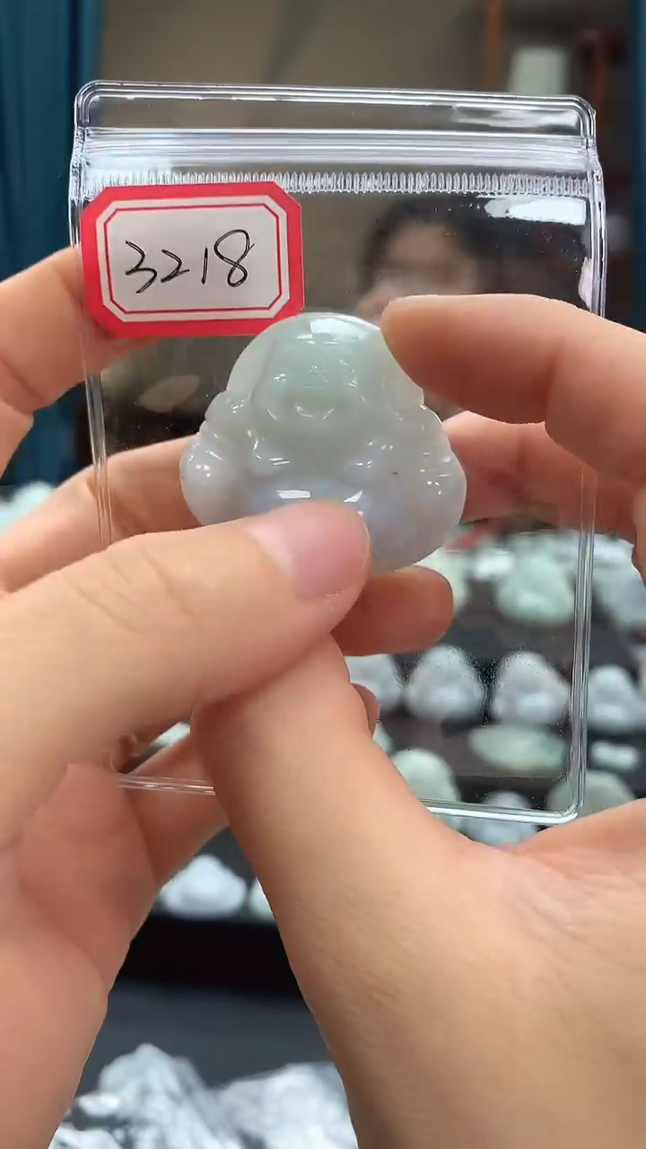 颈饰未镶嵌翡翠佛公3218