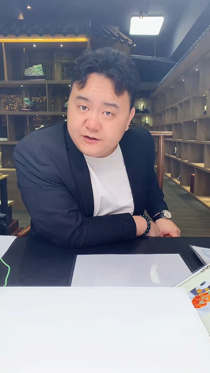 【闪购商品】定制翡翠未镶嵌1004xx-毛货挂件33