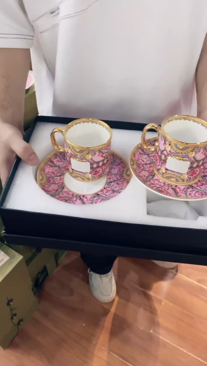 【闪购商品】杯鸿辉家品牌瓷器，京东包邮！