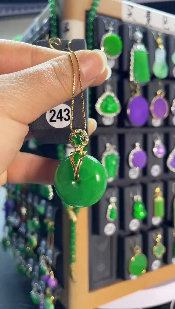 【闪购商品】翡翠耳饰银S925镶嵌老243