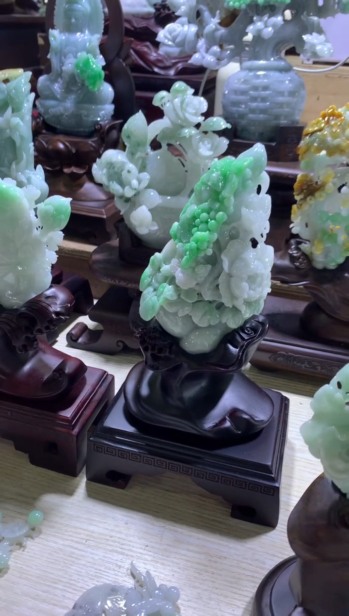 【闪购商品】翡翠摆件未镶嵌翡翠摆件