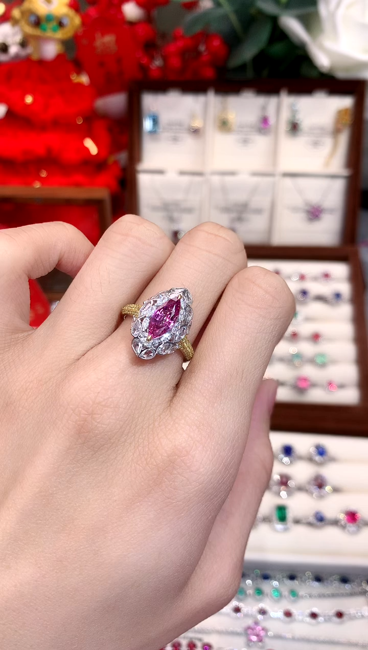 【闪购商品】彩色蓝宝石戒指18K金镶嵌2.06ct/天然宝石/七天无理由