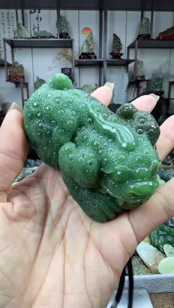 未镶嵌和田玉把件1