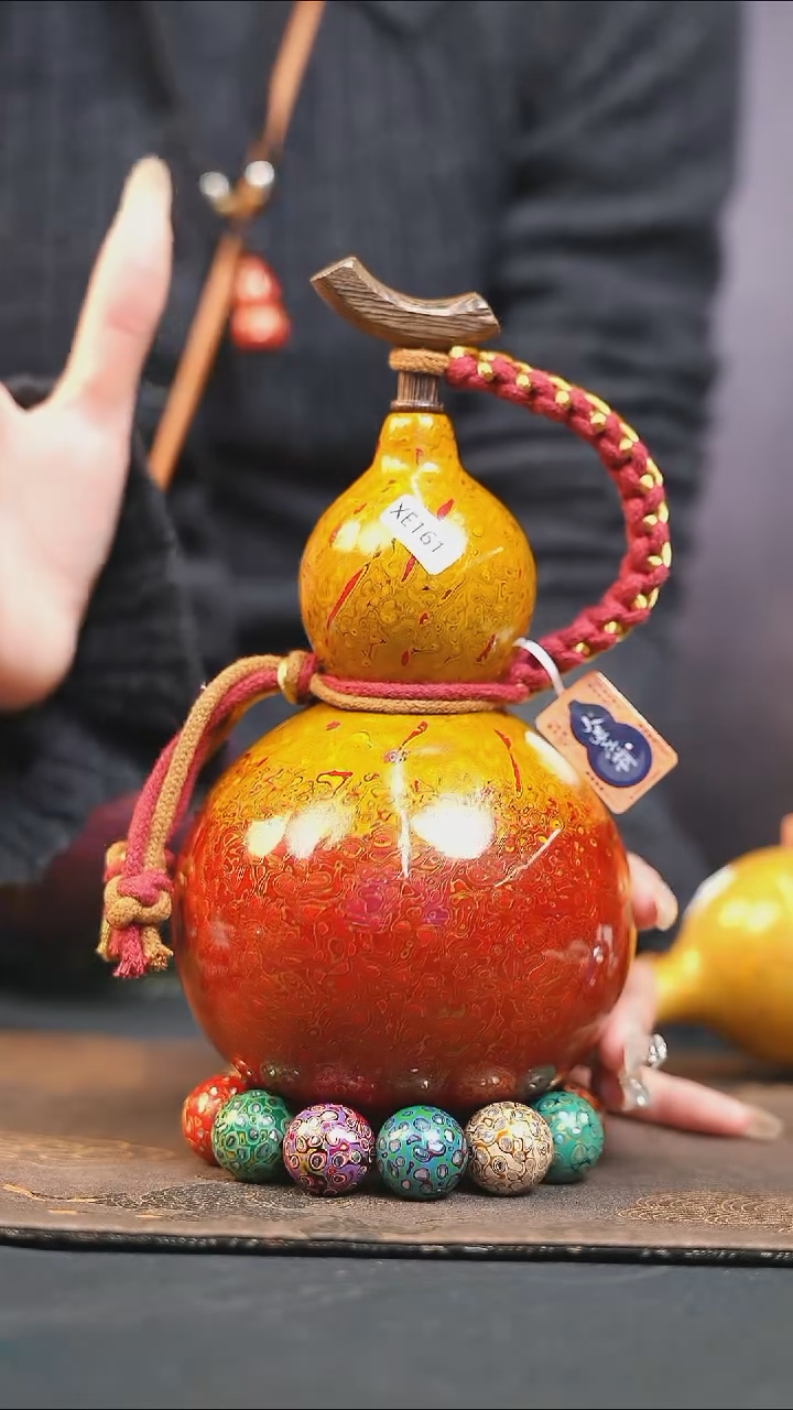 【闪购商品】XE161漆艺酒葫芦不包手串及旋转底座