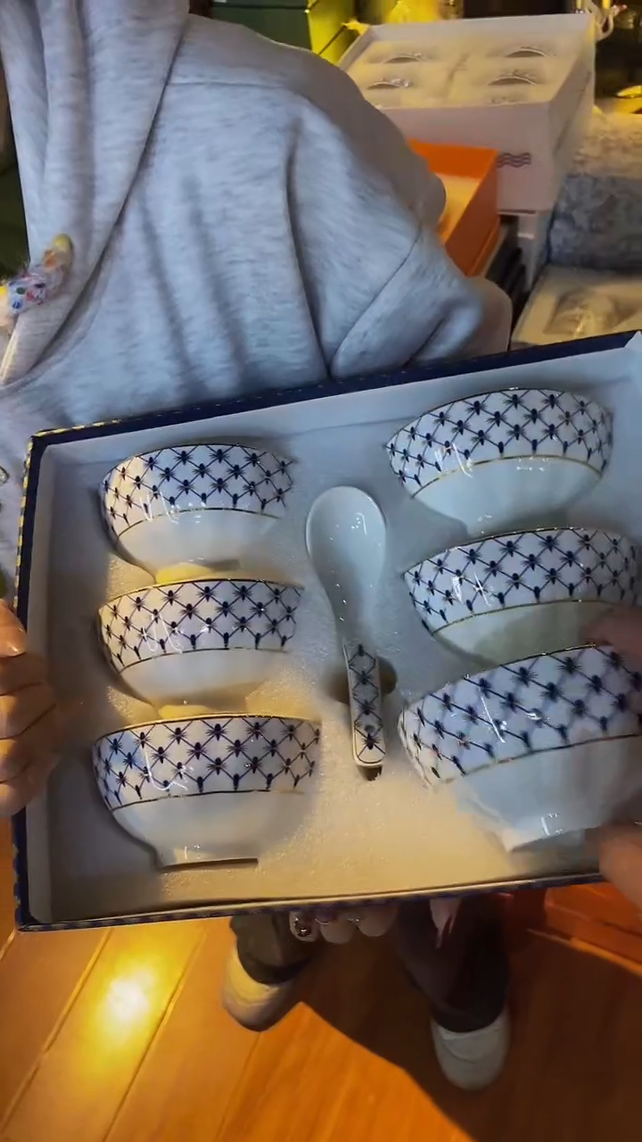 【闪购商品】鸿辉家品牌瓷器，京东包邮！