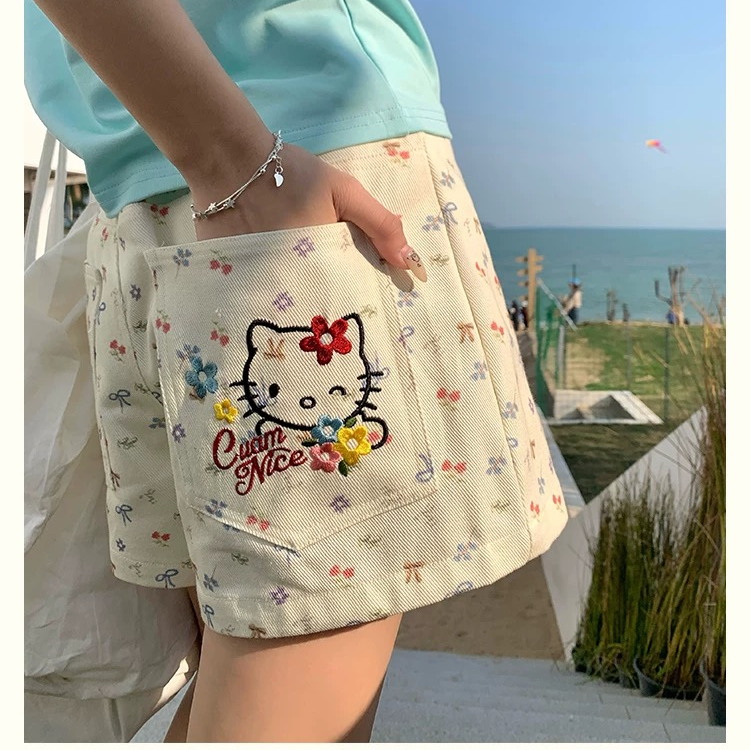 蝴蝶结刺绣kt牛仔短裤