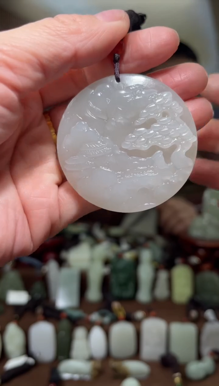 颈饰未镶嵌和田玉·