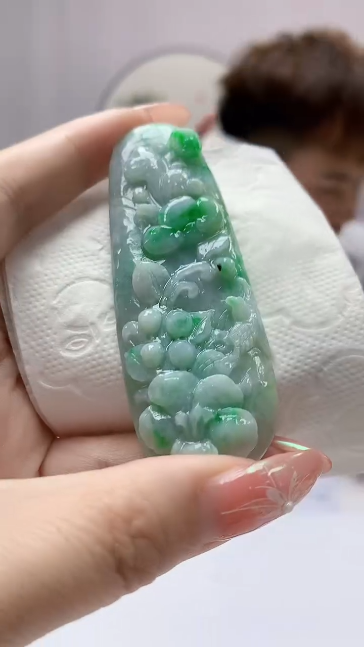 【闪购商品】定制翡翠未镶嵌4868DD-毛货挂件43