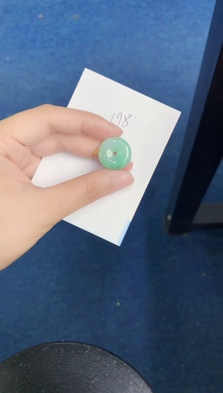 【闪购商品】翡翠颈饰18K金镶嵌000000000