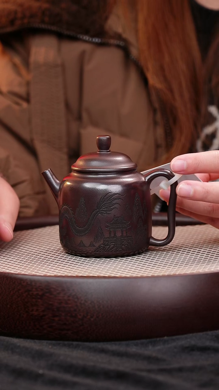 茶壶紫砂宜兴紫砂壶飞龙德钟h26081