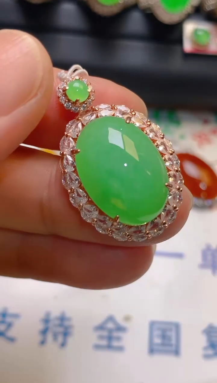 【闪购商品】翡翠耳饰银S925镶嵌天然A货翡翠1