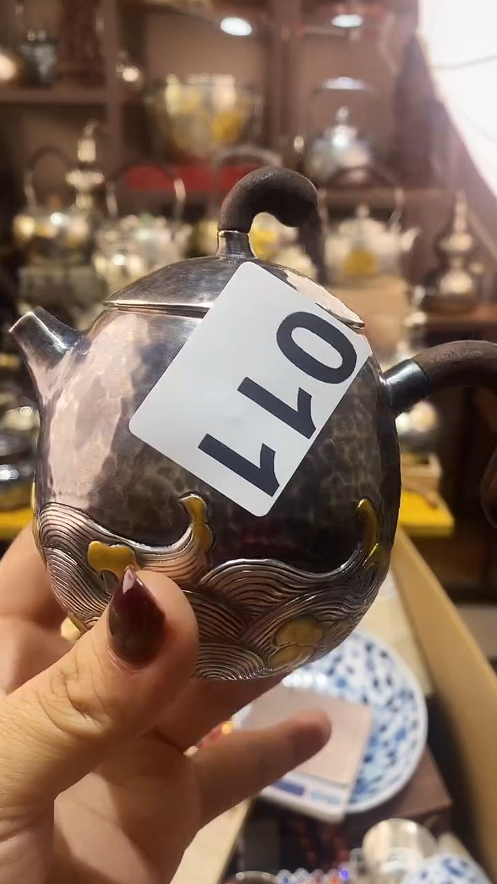 瓷片小*子11          