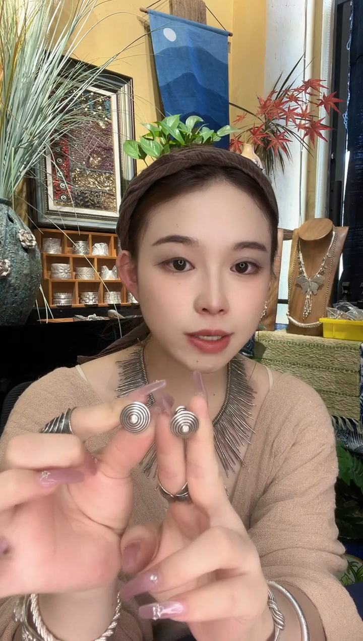 无925银小*子耳饰
