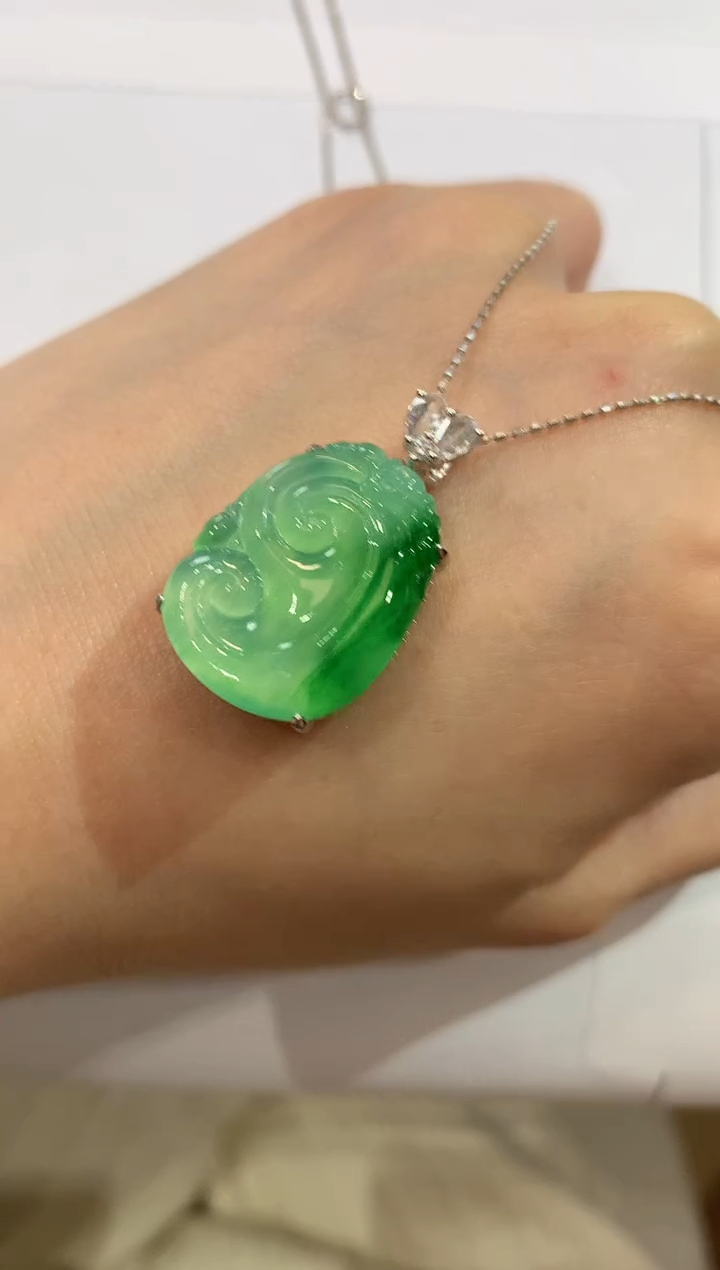 18K金镶嵌定制翡翠S***iA52 