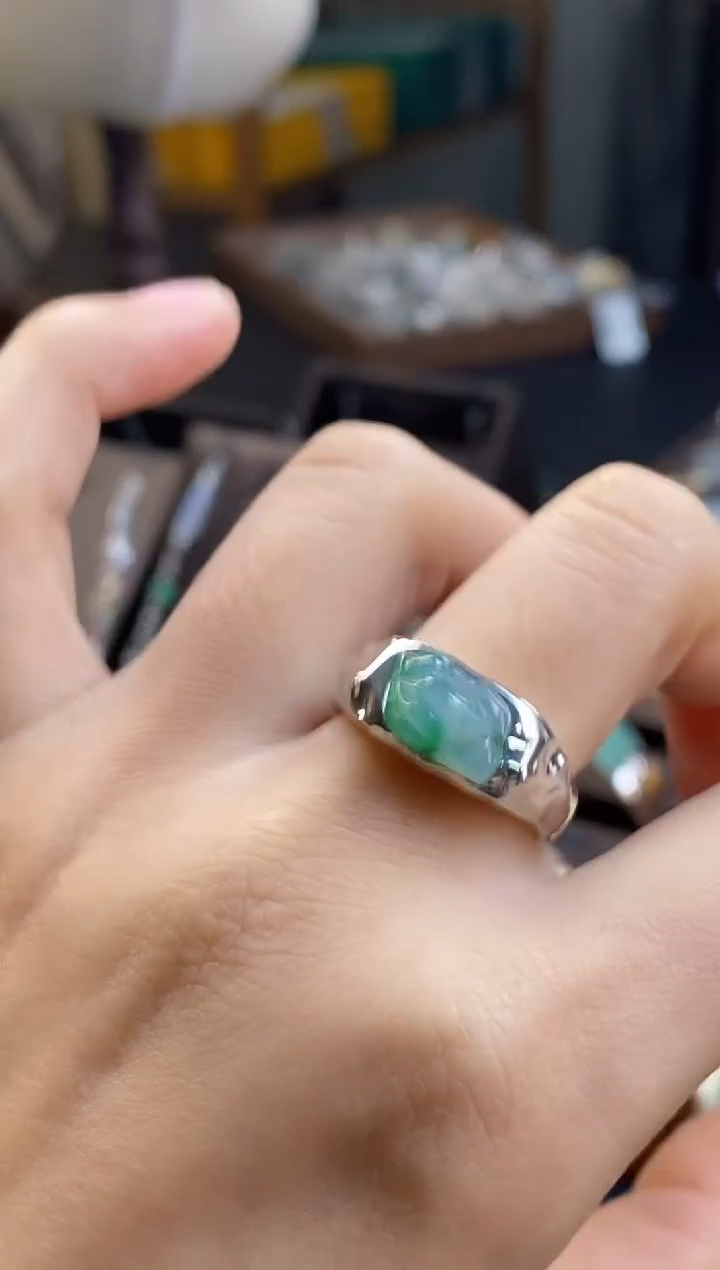 颈饰银S925镶嵌翡翠19213