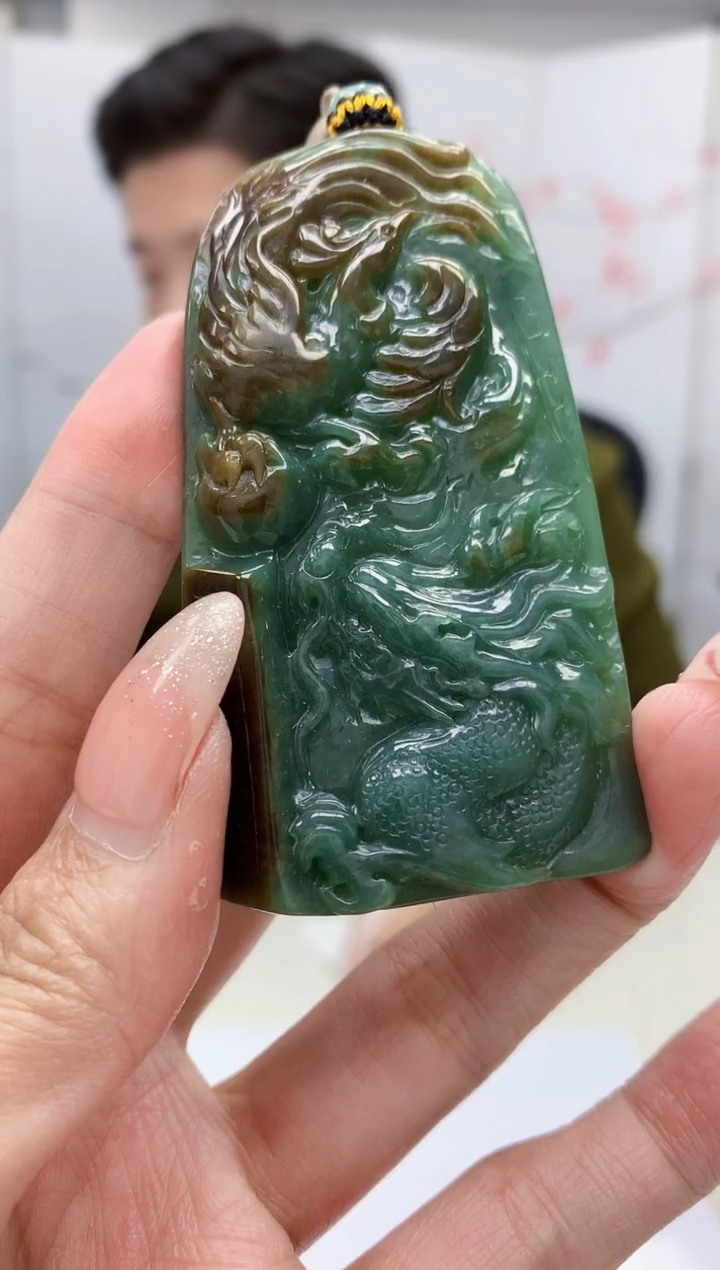 【闪购商品】定制翡翠未镶嵌4917MM-毛货挂件113