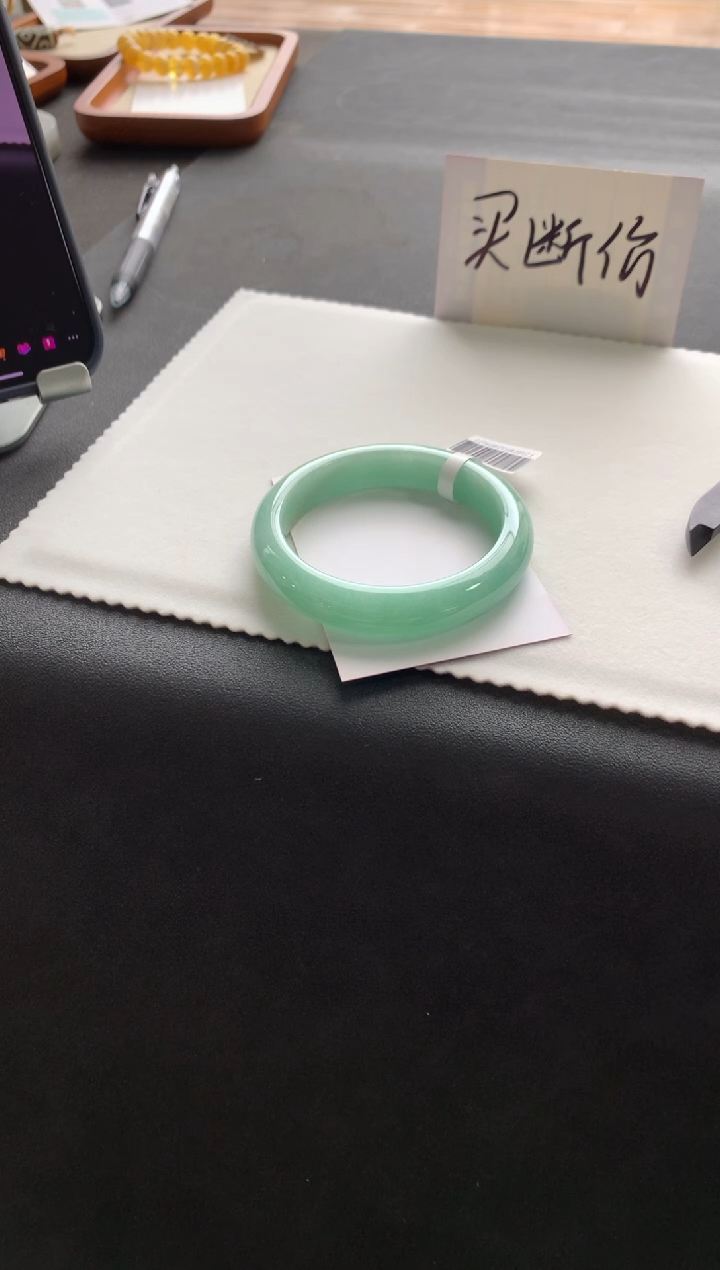 翡翠未镶嵌手镯58.7正圈A1427买断