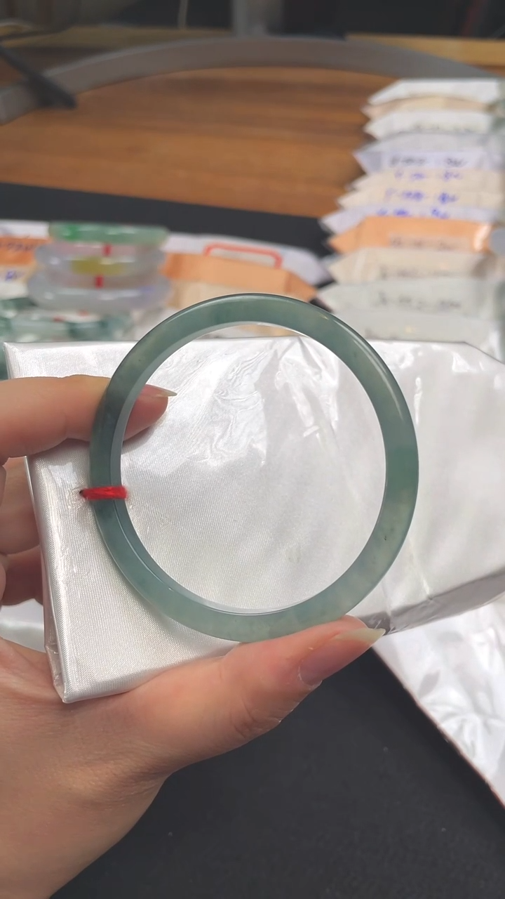 【闪购商品】翡翠手镯未镶嵌手镯MY3333
