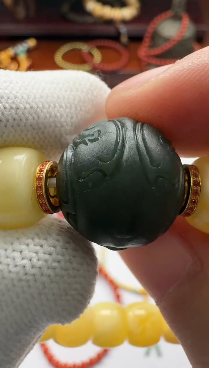 【闪购商品】和田玉（碧玉）配饰配饰18K金镶嵌配饰配饰