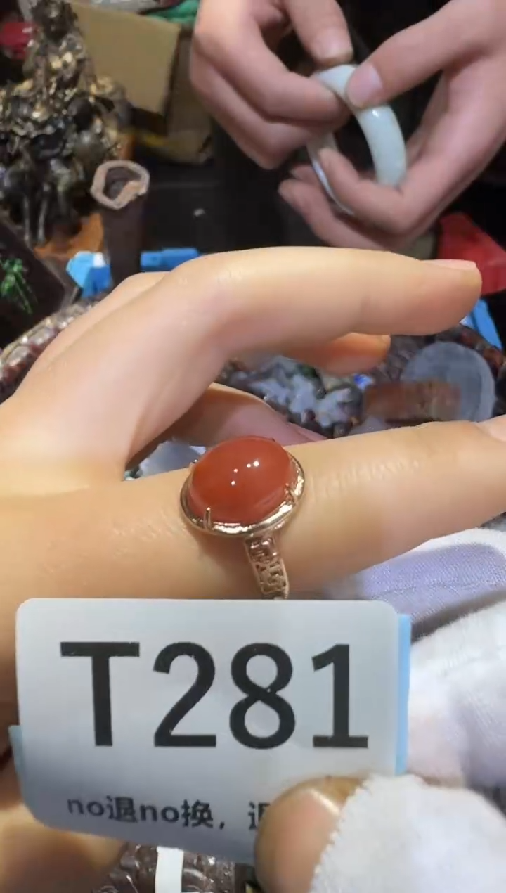 瓷片延**苑表妹直播火爆火爆