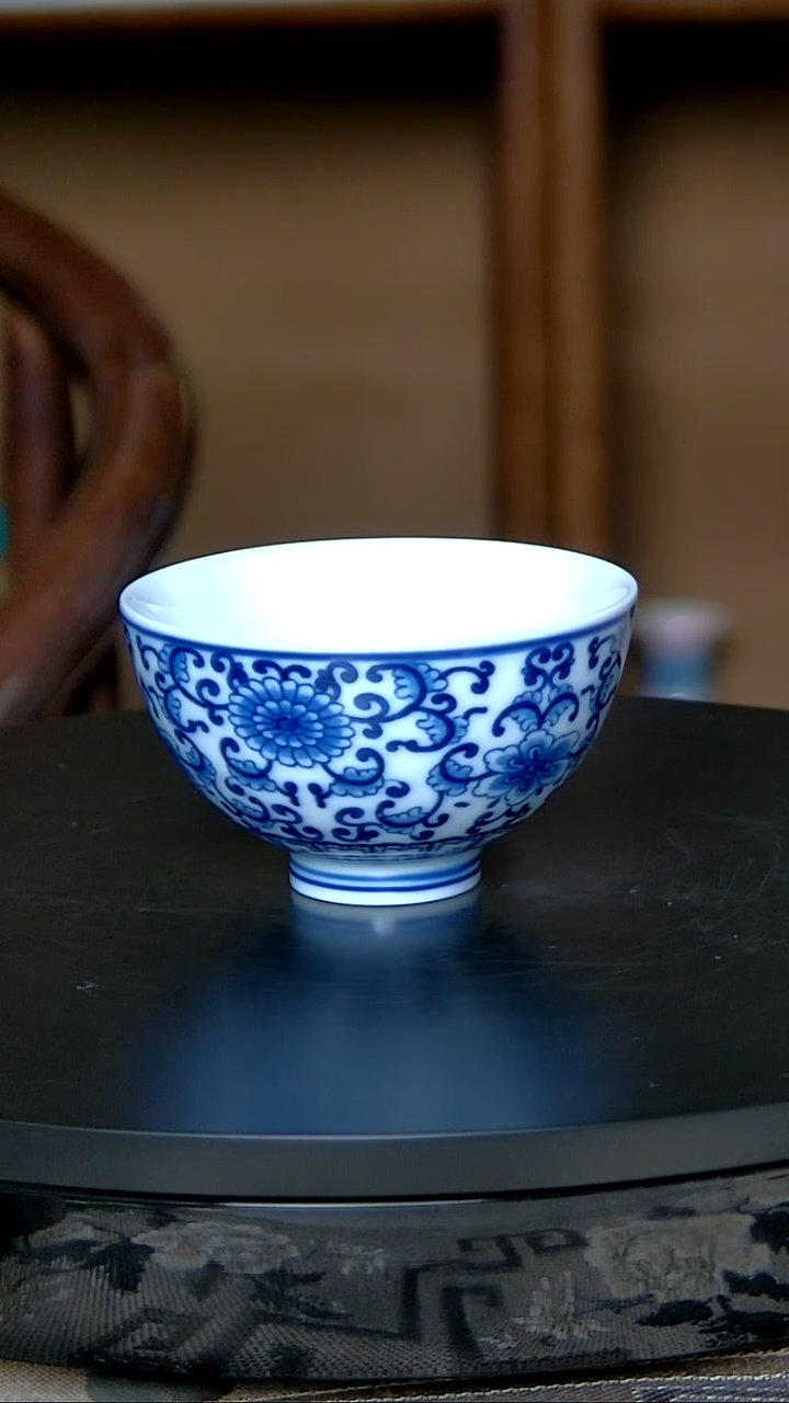 景德镇手工青花鸡心杯