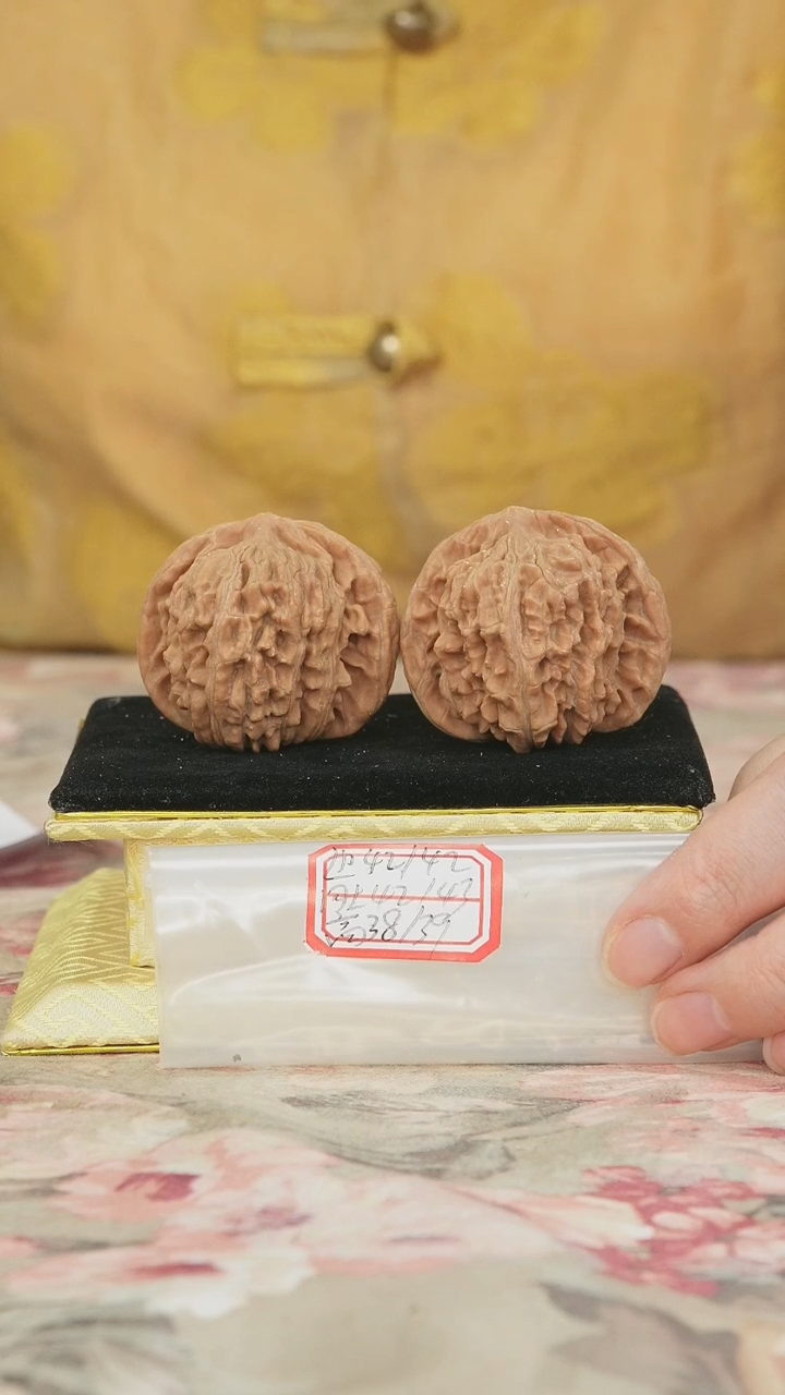 把件文玩核桃平谷四座楼