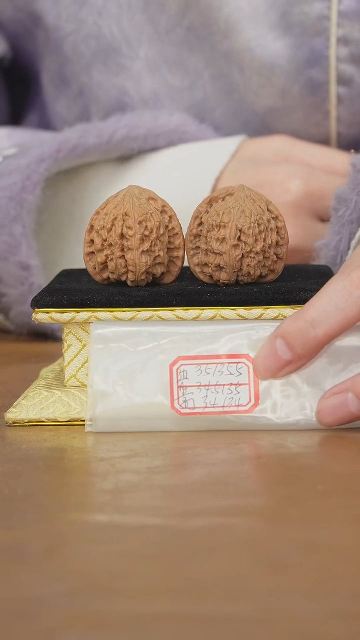 把件文玩核桃密纹