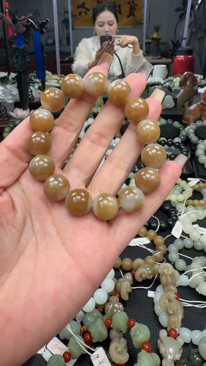 未镶嵌手串和田玉新疆且末金山糖白卡14