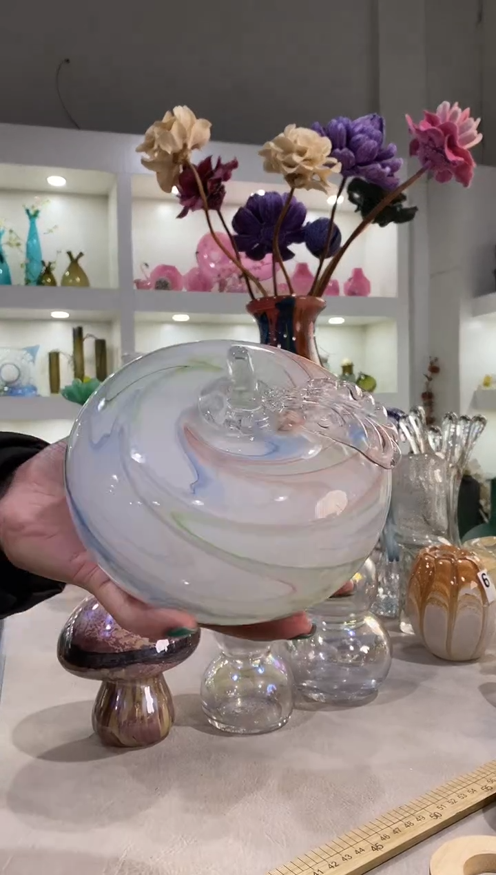 r****宝慕忆家手作琉璃花瓶微瑕