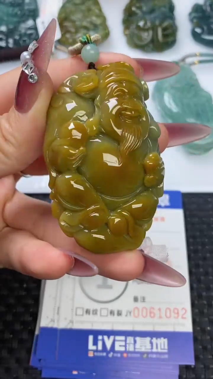 【闪购商品】翡翠颈饰未镶嵌111111111111111111